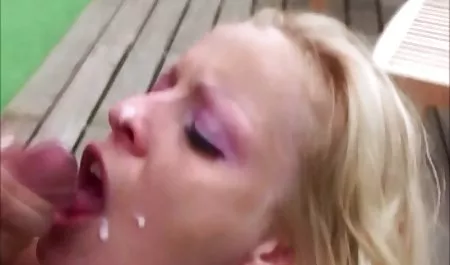واستبدال آشلي. سكس تويتر جديد عربي بلدي الكاميرا الخفية