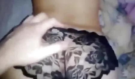 زوجة تزوجت سكس كام عرب أمي ناضجة