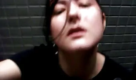 نأمل أن يكون اكساس بنات عرب لديك سبب وجيه جدا أن نائب الرئيس-جوي