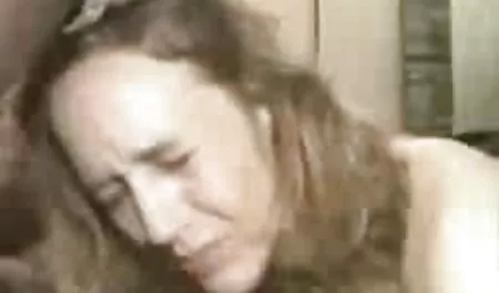 جوارب صافي جنس فنانات عرب الأسماك